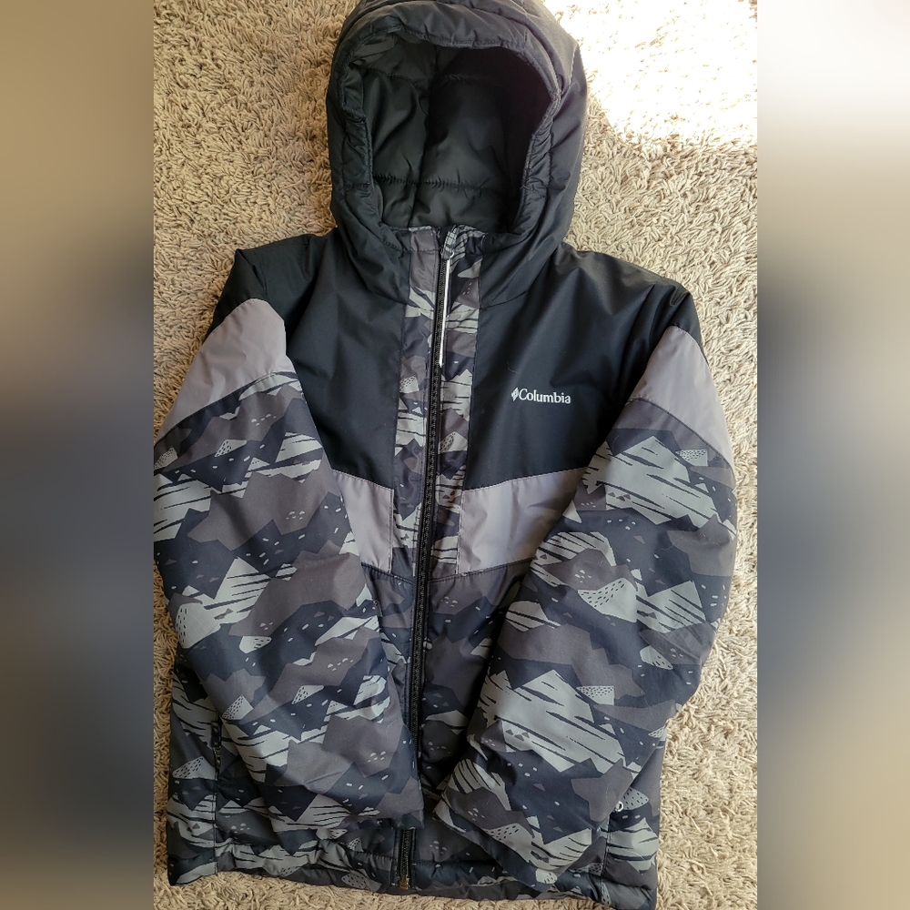 Columbia Kids' Black and Gray Camo Boys Puffer Jacket Size-Medium 10-12🖤